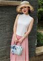 We invite you to browse our photo gallery: Asian member: Qing