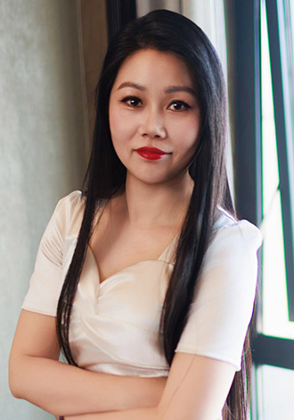 Most gorgeous profiles: beautiful Asian dating partner Xinfei from Shanghai