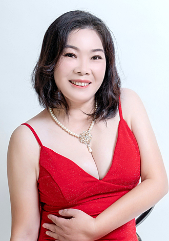 Date the member of your dreams: Asian member Ping (Emma) from Beijing